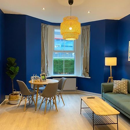 Aaron Wise - 17 Fitzhamon Apartments Cardiff Eksteriør billede