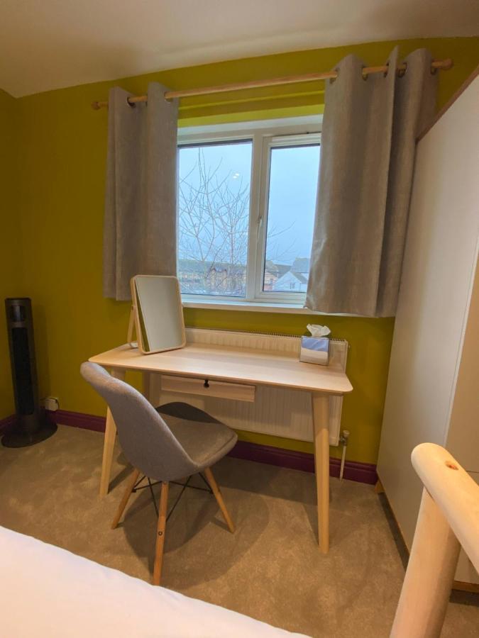 Aaron Wise - 17 Fitzhamon Apartments Cardiff Eksteriør billede